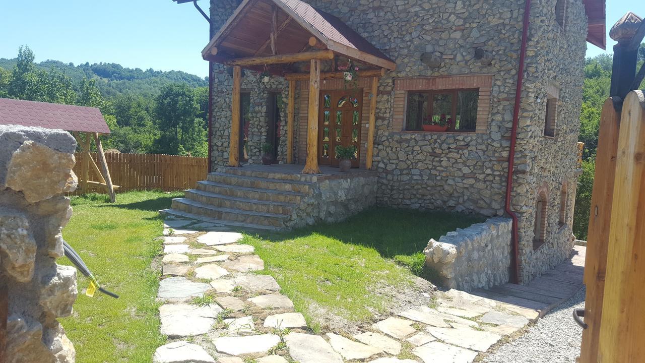 Casa Din Piatra Hotel Poiana  Exterior foto