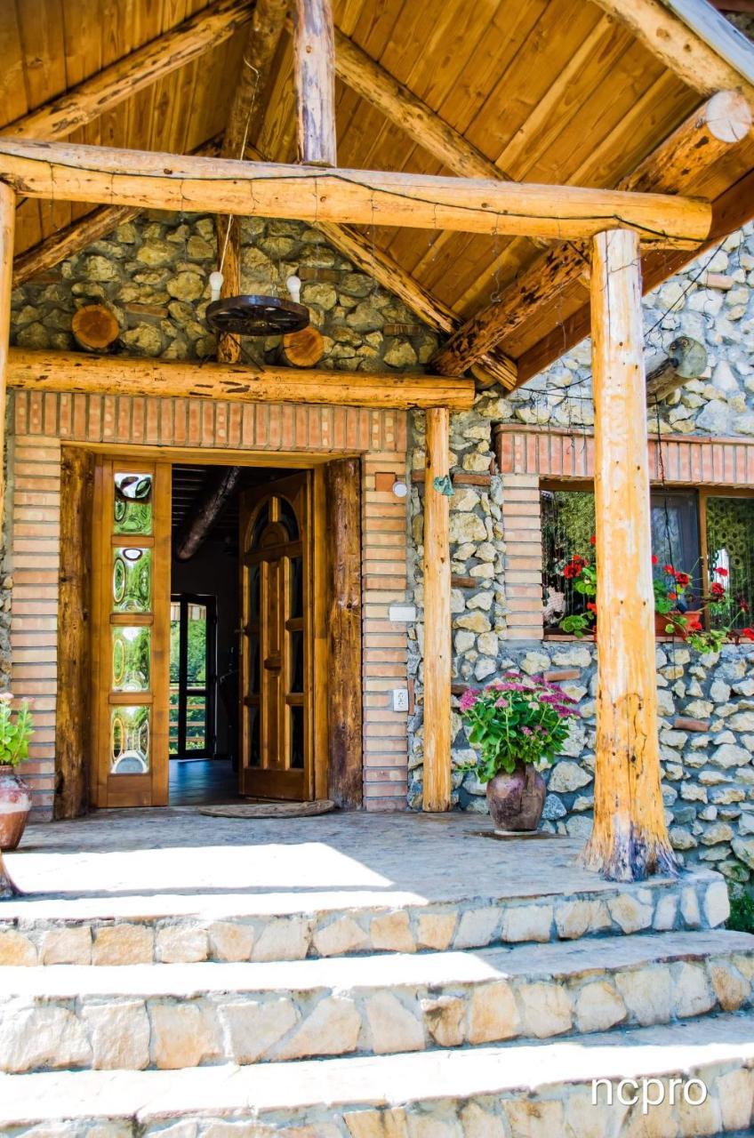 Casa Din Piatra Hotel Poiana  Exterior foto